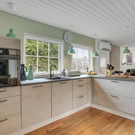 Beautiful In With Kitchen